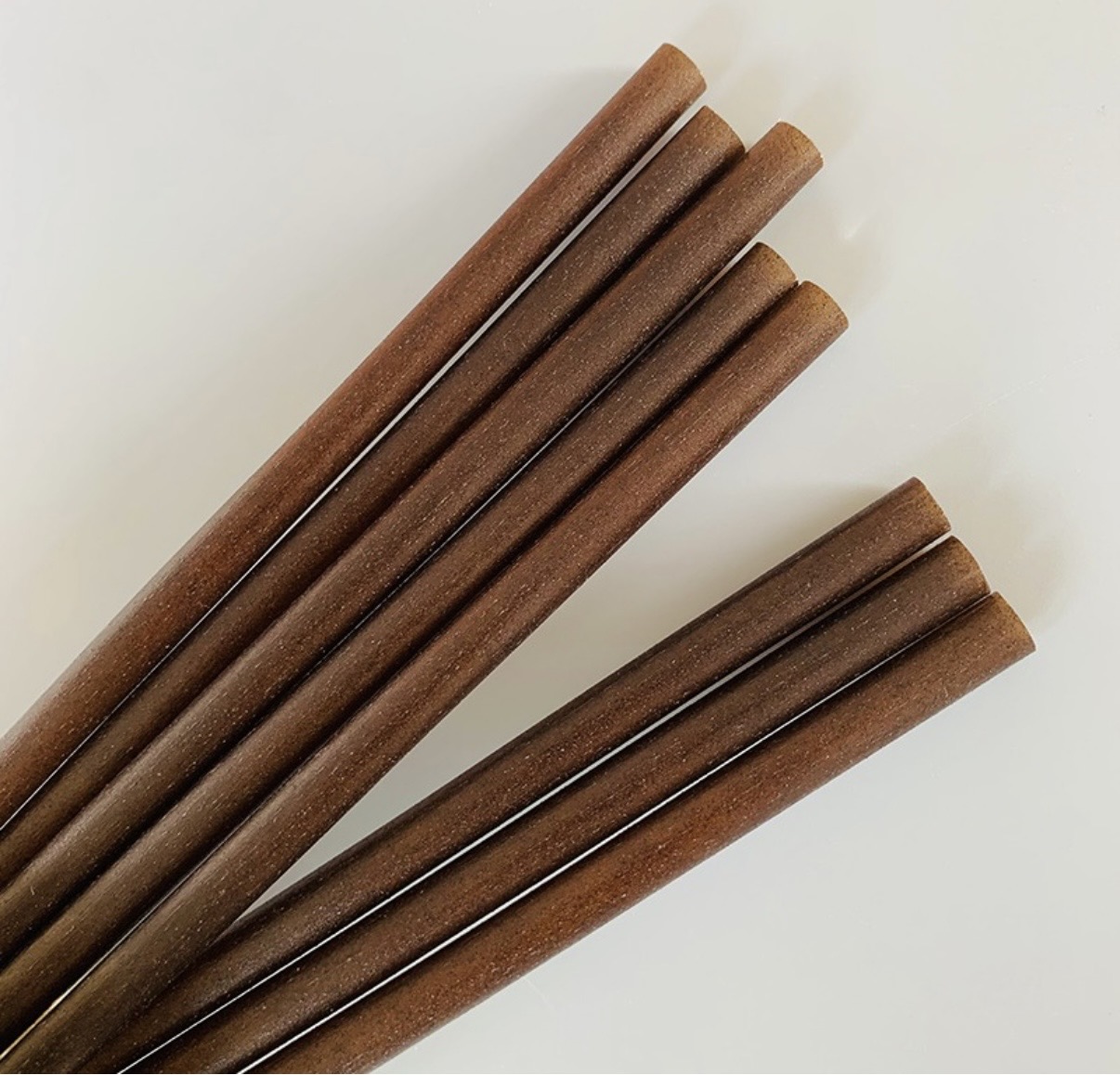 Raw coffee grounds and husks used to make WeSea coffee fibre straws